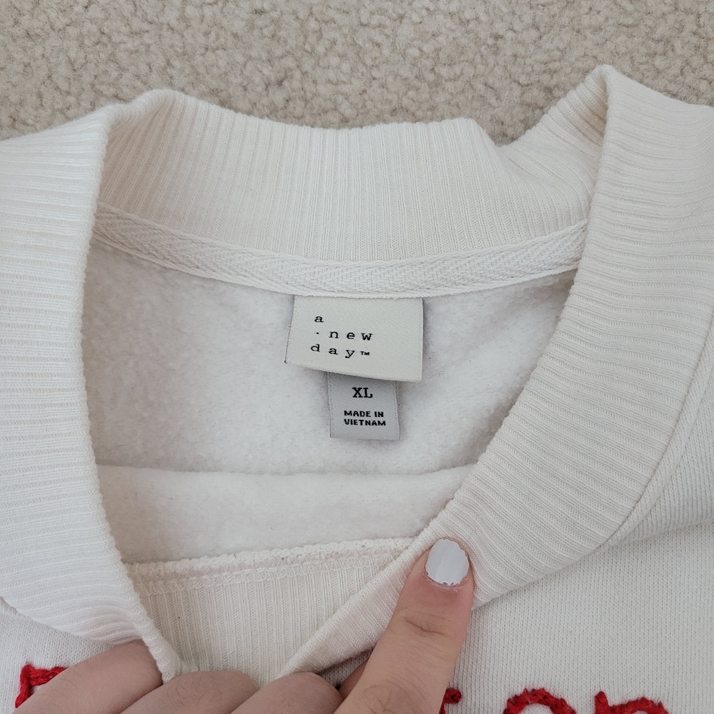Among Us Imposter Sweatshirt - Picture 5 of 6